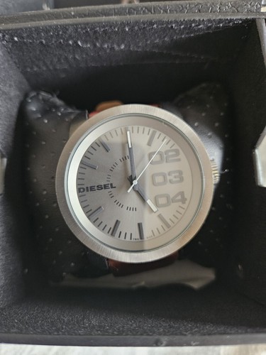 Uhr diesel only - the, brave"
