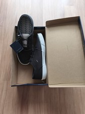 FILA Herrenschuhe Größe 42