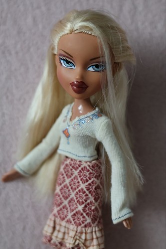 Bratz puppe cloe hot - cloe, summer