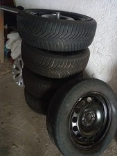 4 Winterreifen und ein ERSATZRAD (sommerbereift) ,alle auf Felge ,nicht benutzt