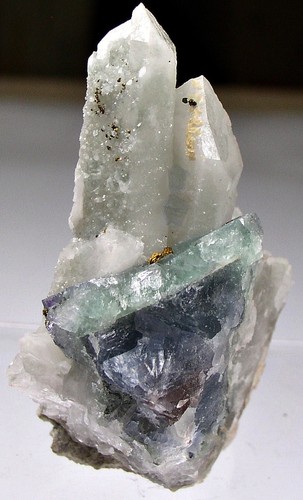 Fluorit quarz chalkopyrit - fluorit,