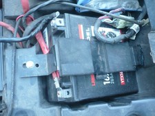 Halter Batterie Halterung