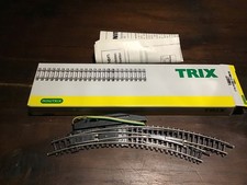 Minitrix N 14967 elektr. Bogenweiche, R 1 u. 2 / 42°, rechts, mit Antrieb