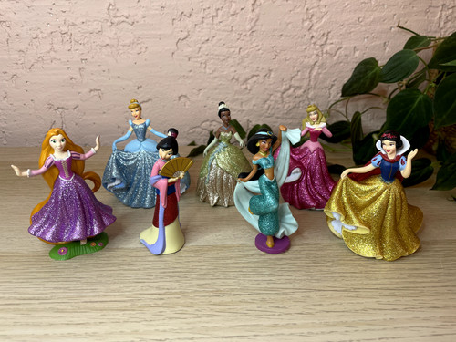 Disney store - 👑,