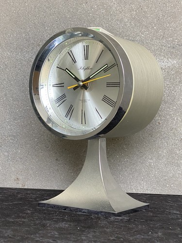 Space age design uhr - age,