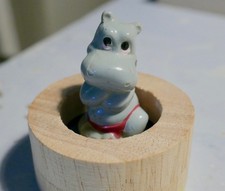 Ü Ei Figur Wasser Walli 1988