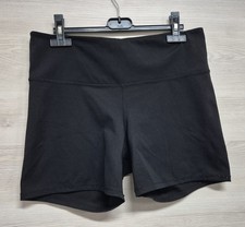 kurze Sporthose / Shorts