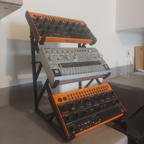 Tier behringer crave spice - behringer,