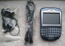 Blackberry 7290 Stahlblau T-Mobile-Branding Smartphone mit Zubehörpaket