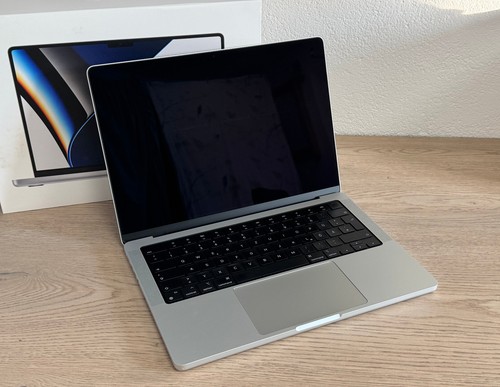 Macbook pro m1 - 14", ·