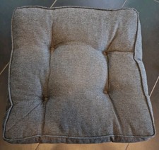 Kissen Stuhlkissen Sitzauflage Gartenmöbel hochwertig 54x54x10cm neuwertig