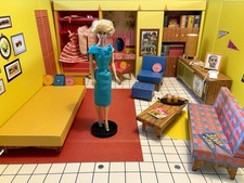 Barbie GNC38, Signature 75th Anniversary Retro Traumvilla. Reproduktion von 1962