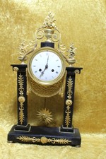 Portikus Uhr vergodete