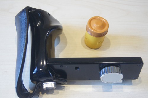 Mamiya hand grip shutter - grip,