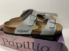 New NIB (7 M US) Women's