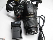 Nikon DSLR Kamera digital D3200 Objektiv DX AF-S Nikkor 18-55/3,5-5,6 GII ED