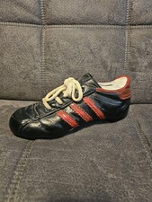 Spardose Schuh Sportschuh Fußballschuh Sparbüchse Deko Fußball 