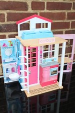 MATTEL BARBIE HAUS FERIENHAUS DVV47 KÜCHE SCHLAFZIMMER BAD WOCHENENDHAUS VILLA .