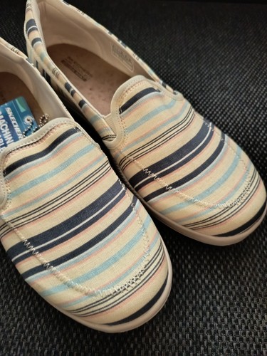 Skechers slip ultra in - ultra, "in