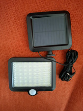 LED Solarleuchte für Außen mit Bewegungsmelder