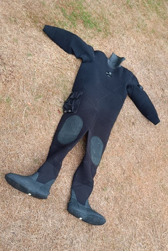 Solent divers diving dry - solent,