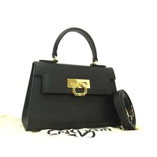 Carbotti Greta Leder 2-Wege Schultertasche schwarz gebraucht Top Zustand von Ja