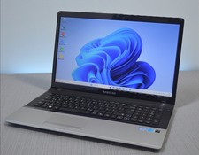 Samsung 300E - 17,3" -