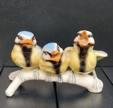 Vogel aus Porzellan von