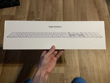 Apple Magic Keyboard Bluetooth