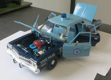 1:18 Auto World 1974 Dodge Monaco Massachusetts State Police blue