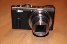 Panasonic Lumix DMC-TZ61 Silber / Kompakte Digitalkamera 