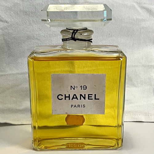 Chanel paris factice - chanel,