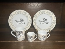 Kahla Angelino Teller und