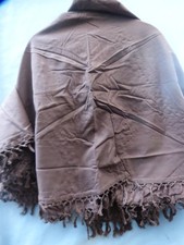 28353. Rustikale Tischdecke