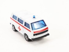 Matchbox Modellauto PKW VW Transporter 1987 Krankenwagen Weiß