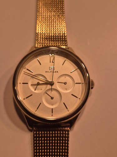 Tommy hilfiger uhr farbe - farbe, gold