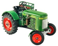 FENDT F20 Tractor - MADE IN