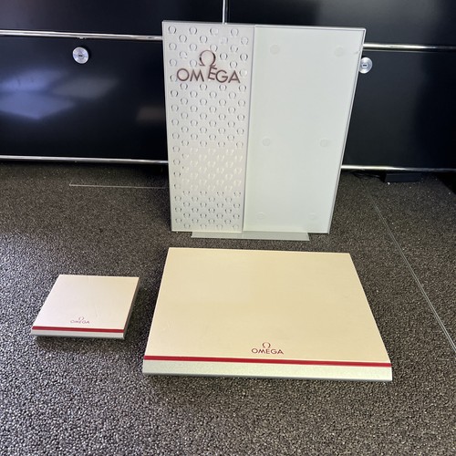 Omega schaufenster display - omega,