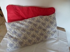 Kissen für Sofa oder Bett 40 cm x 80 cm 2 Stück Rot/ Weiß gebraucht´