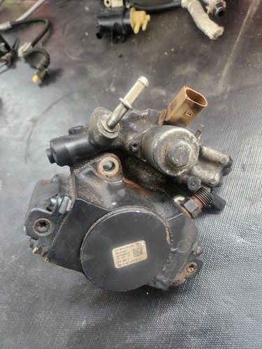 Hochdruckpumpe mercedes om651 - mercedes,