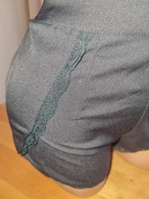 Hotpants mit Rüschchen Saum