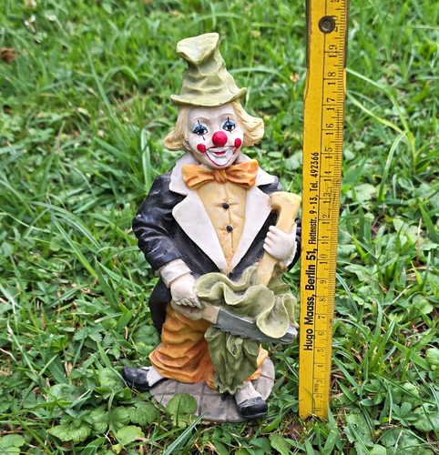 Gartenfigur clown zirkus - gartenfigur,