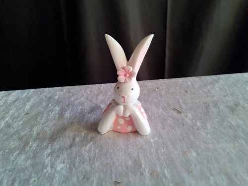 Dekofigur/Osterhase/rosa/weiß