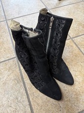 High Spitzen Stiefelletten