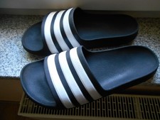 Damen  Adidas Badelatschen ,  Adiletten  , schwarz Gr.  40   ( ca. 25 cm lang )