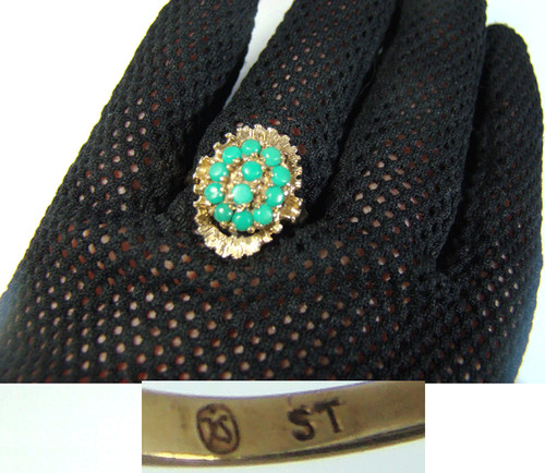 Statement gold ring mit - statement.,