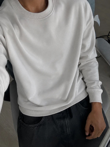 Minimalist oversize - 🤍,