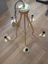 Goldener Kronleuchter