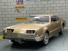 1:18 *RAR* ROAD SIGNATURE 1966