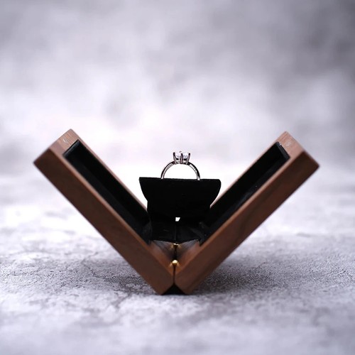 Ringbox mit gravur zur - ringbox,